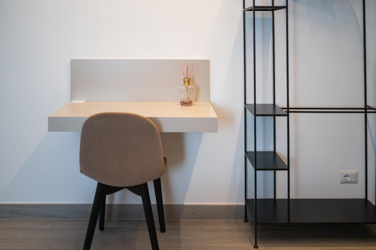Grey House Guest House Luxury Latina Buitenkant foto