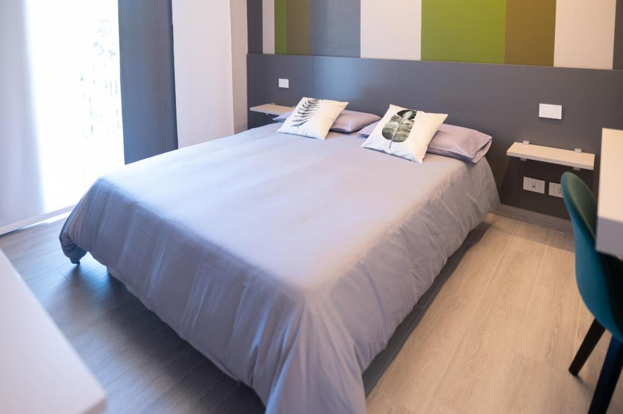 Grey House Guest House Luxury Latina Buitenkant foto