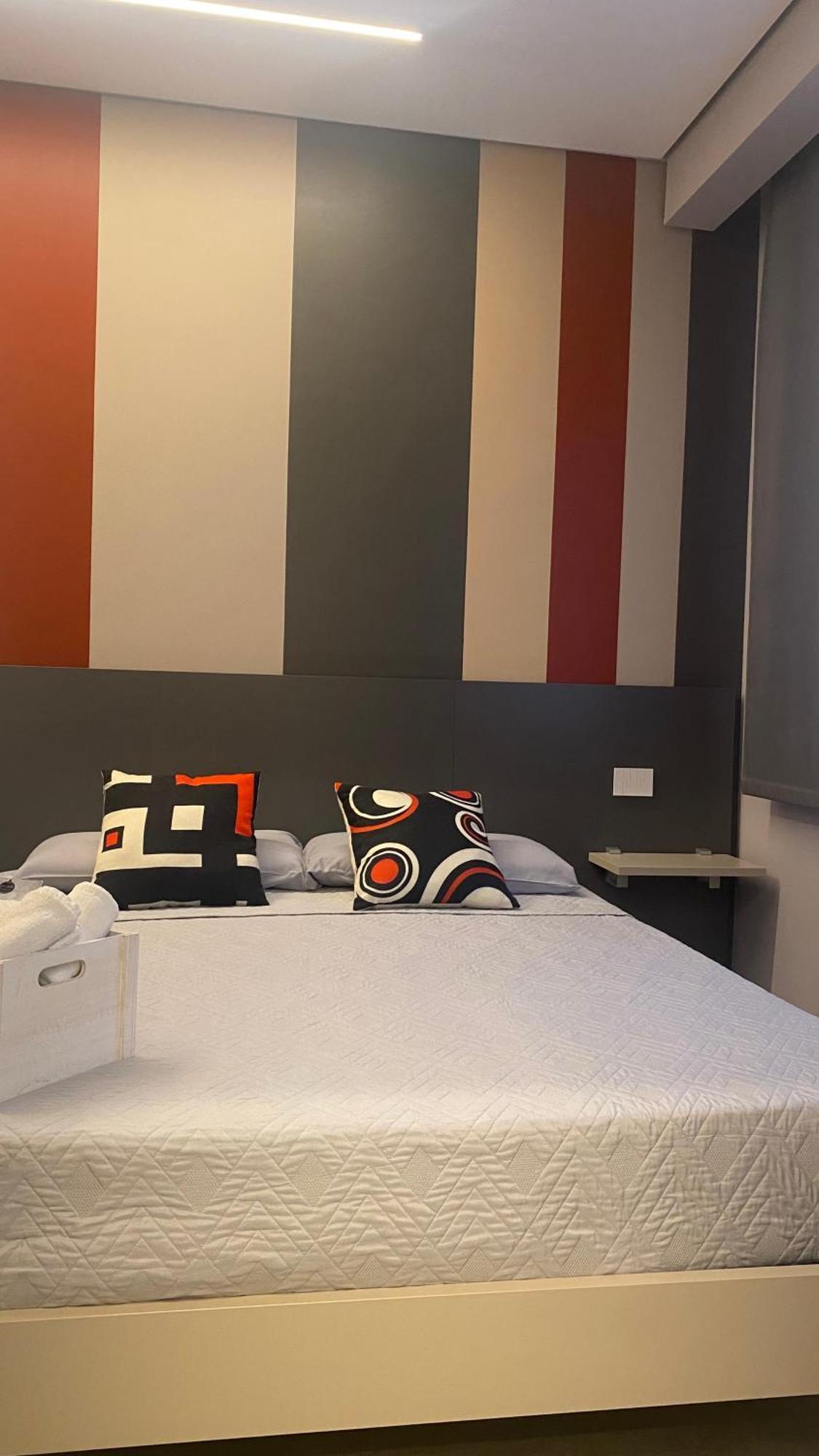 Grey House Guest House Luxury Latina Buitenkant foto